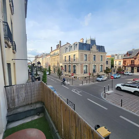 Centre - Rer A - Proche Paris & Versailles